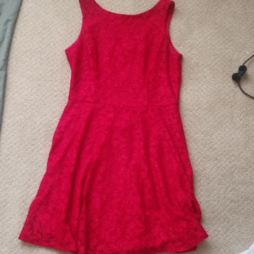 Lacey red dress